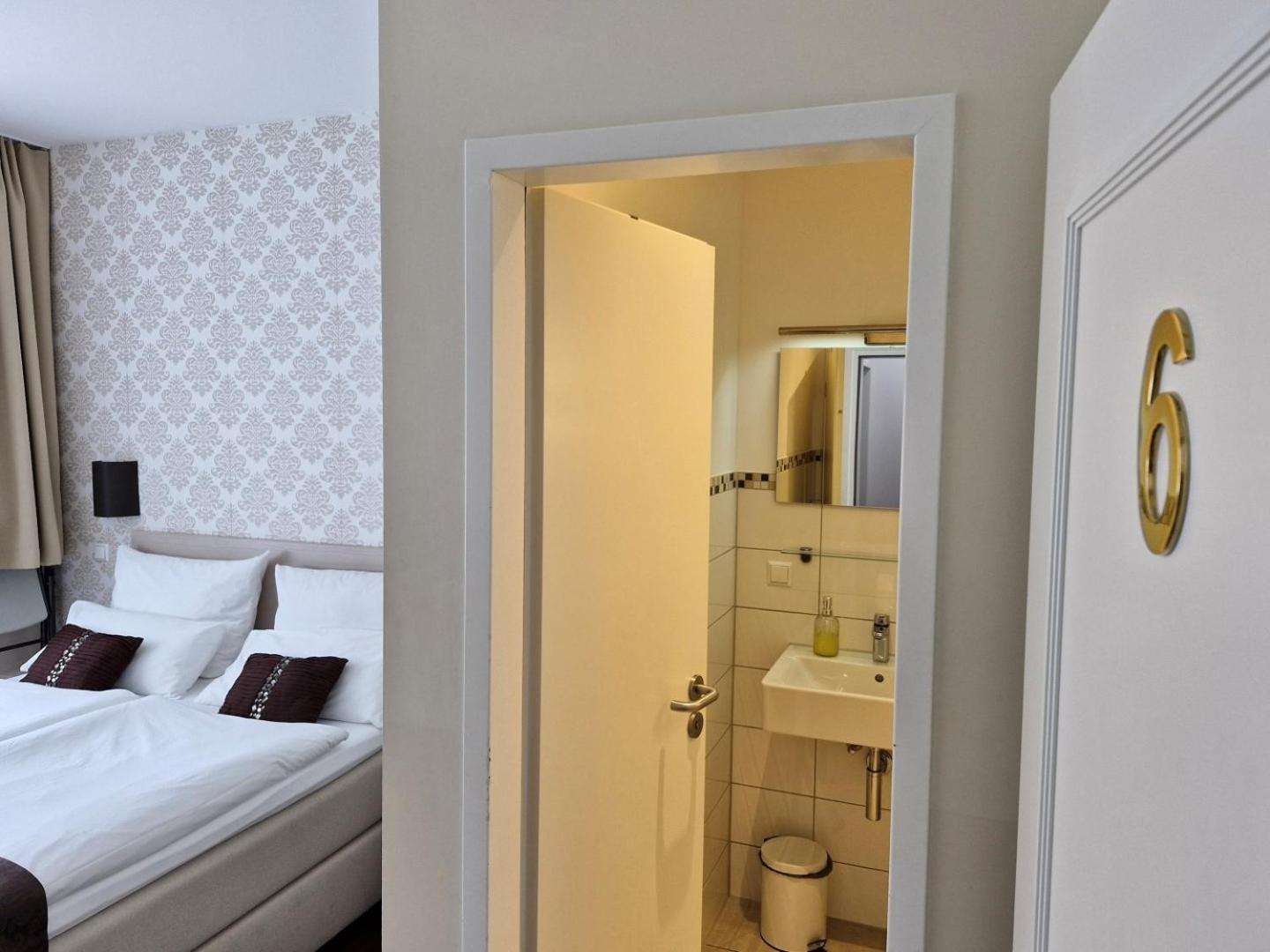 List Five - Your British Guesthouse Stuttgart Luaran gambar