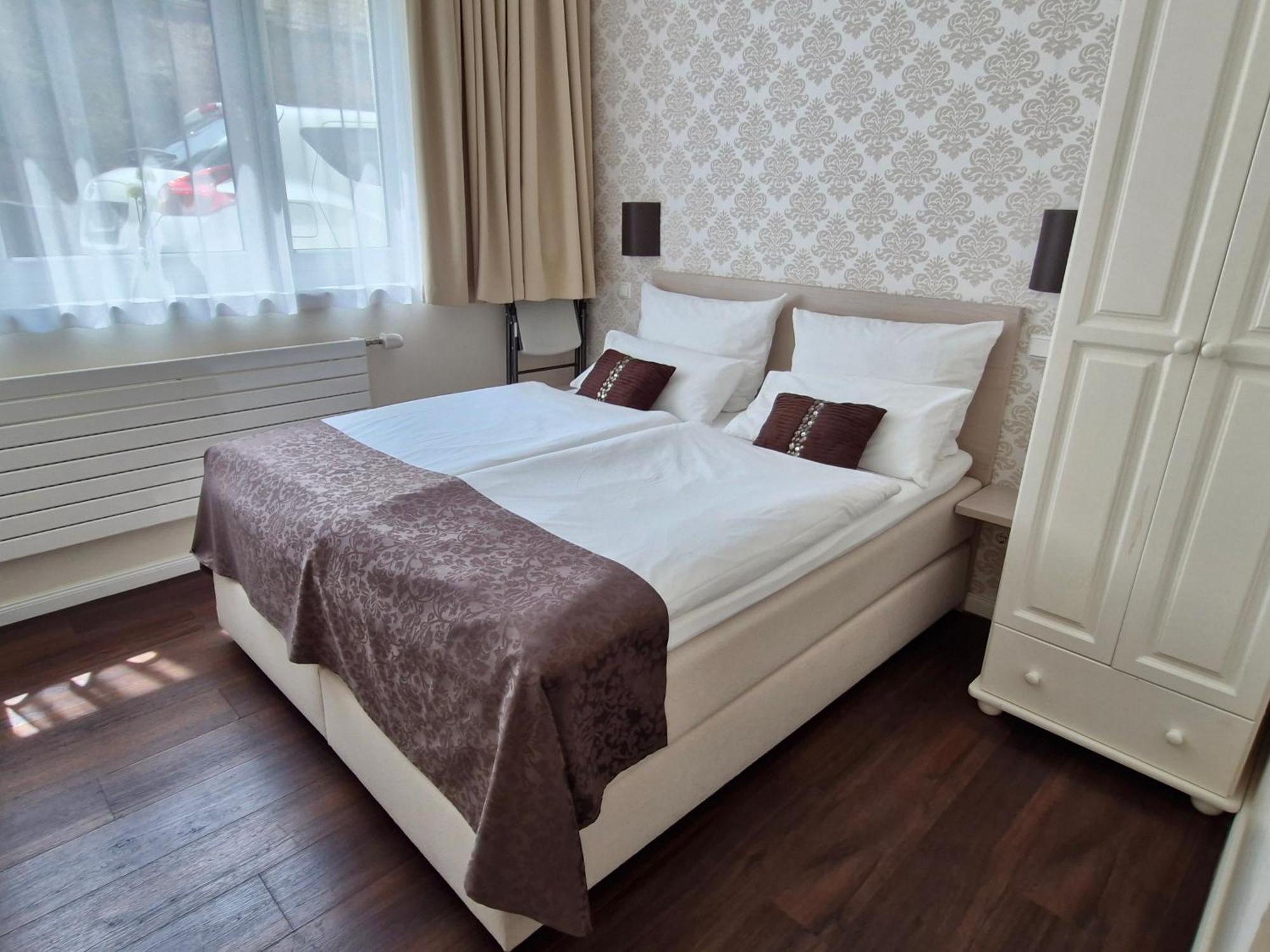 List Five - Your British Guesthouse Stuttgart Luaran gambar